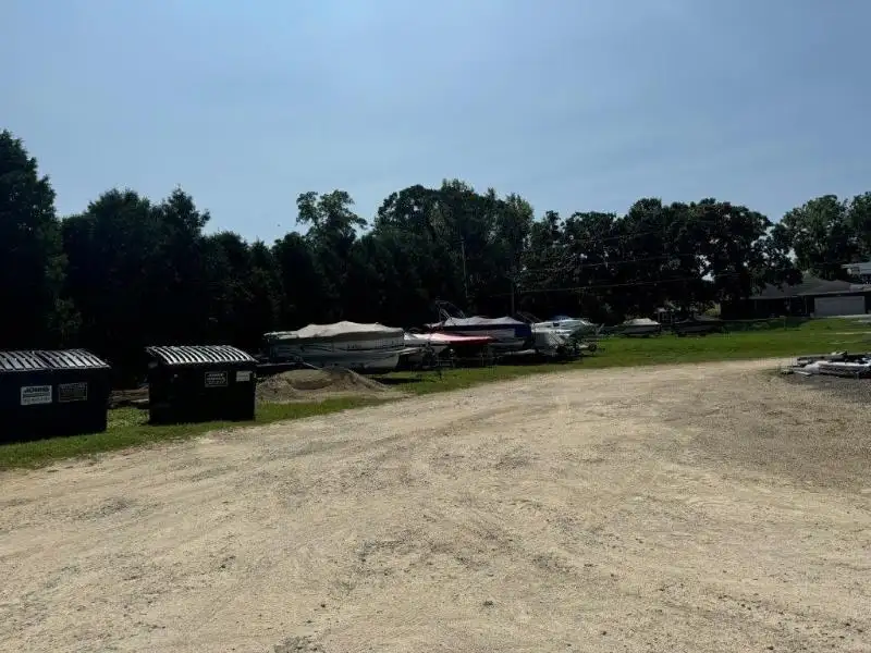 Premier Full-service Marina with 95 Slips on Rock River, Direct Lake Access