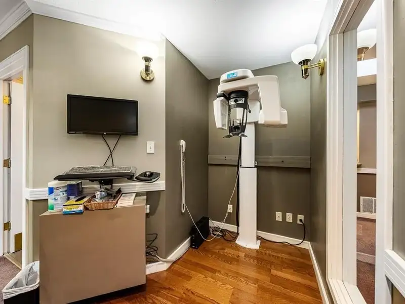 Versatile Office Space in Central Durango with Dental/medical History and Ample Parking