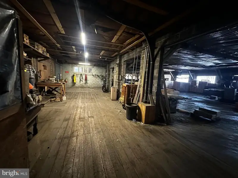 Historic Commercial Building on 2.4 Acres Near C&o Canal, Ideal for Restaurant or Brewery