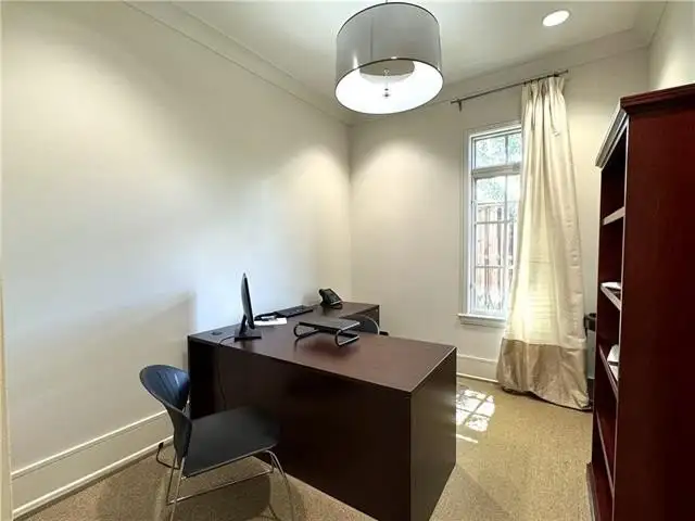 Class a Office Building for Sale or Lease in Prime Highway Commercial Location