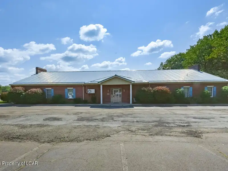 Versatile 6,844 Sq Ft Commercial Property Near Laurel Mall and Major Interstates