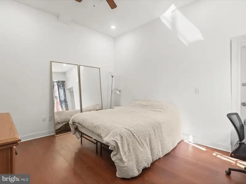 Fully Renovated Six-unit Property in Mount Vernon, Baltimore with Modern Finishes and Parking