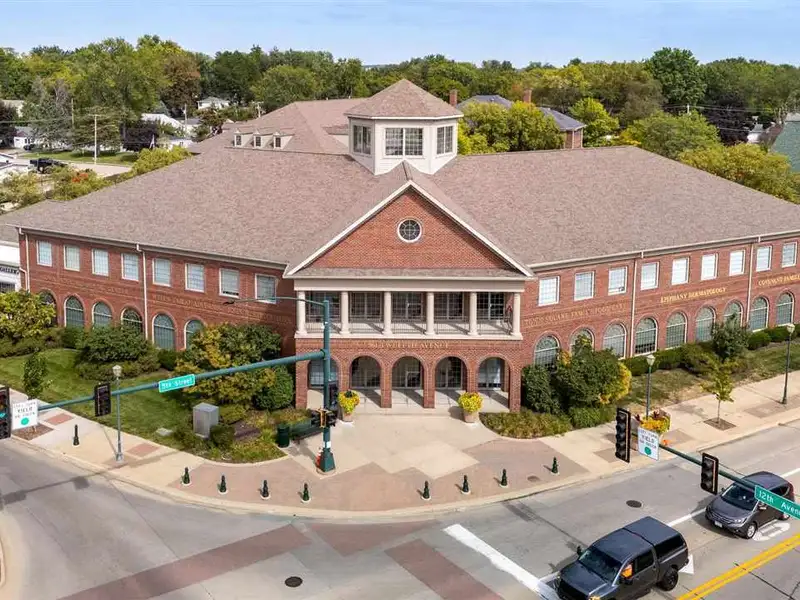 Turnkey 3,073 Sf Medical Office Suite for Sale or Lease in Prime Location