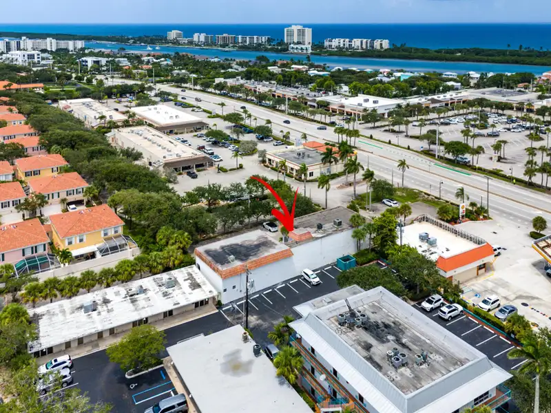 Mixed-use Office Building Investment Opportunity in Jupiter, Fl