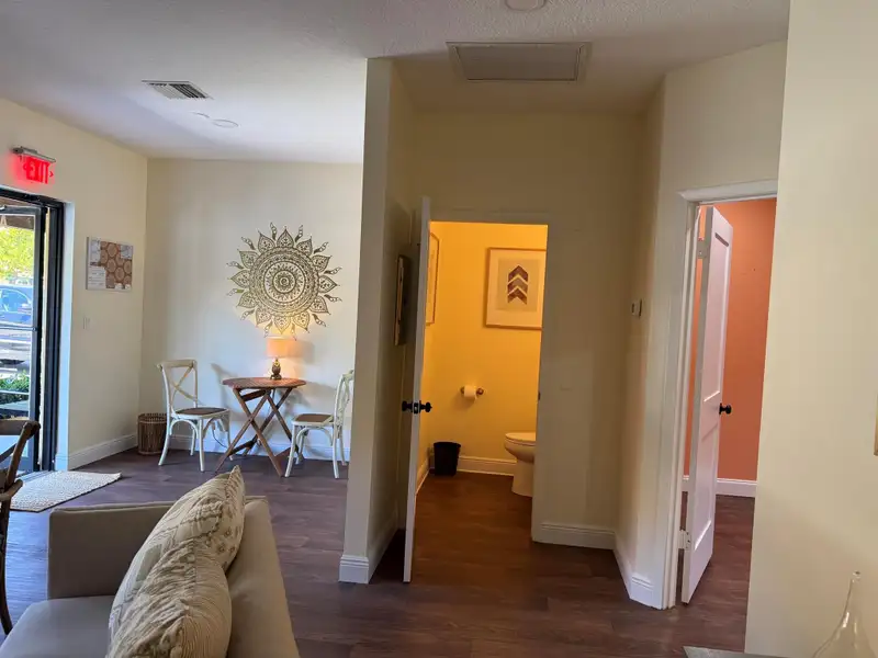 Professional Office Space for Lease in Alhambra Business Center - Zoned C2