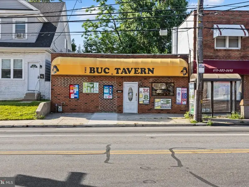 Established Bar and Liquor License for Sale in Glenolden, Pa