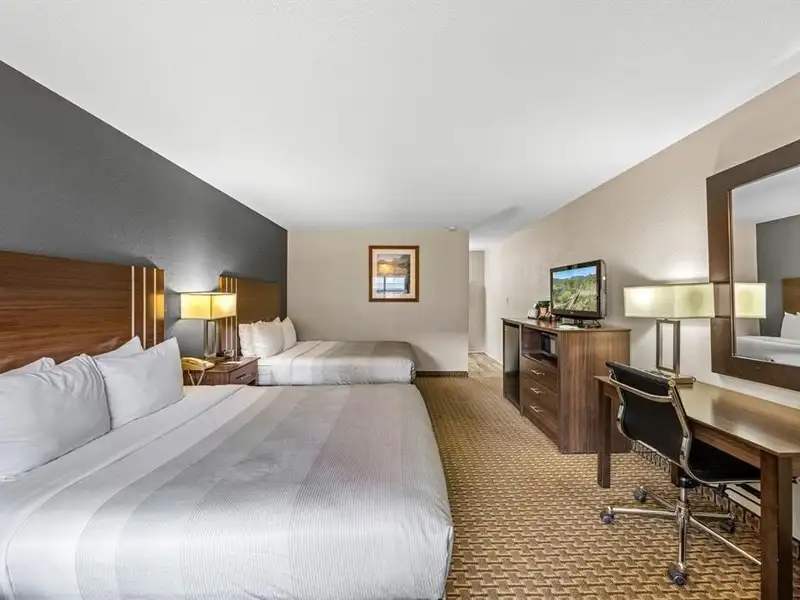 Turnkey Quality Inn Hotel in Prime Durango Location with 48 Updated Guest Rooms