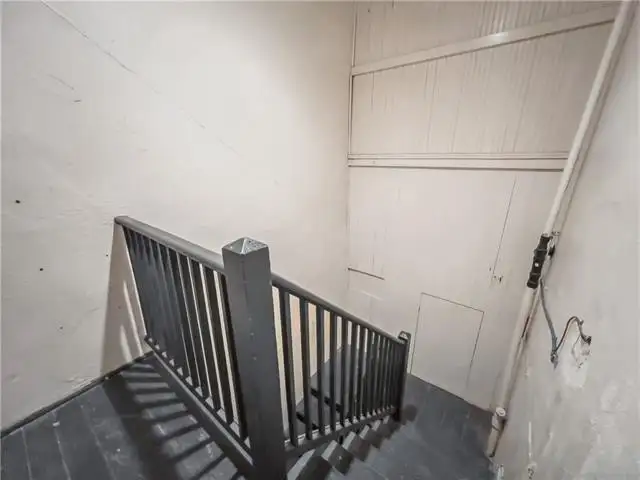 Versatile Mixed-use Property in Prime French Quarter Location
