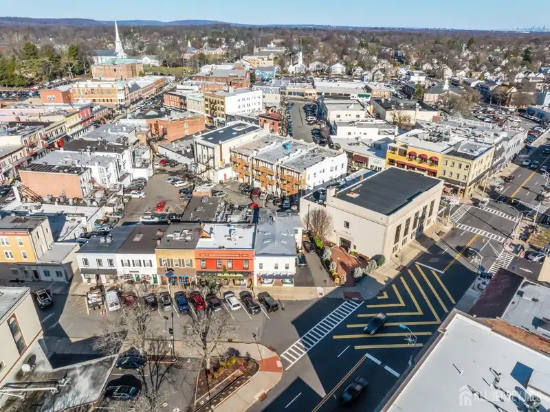 Freestanding Retail/office Building in Downtown Westfield with Parking and Dual Entrances