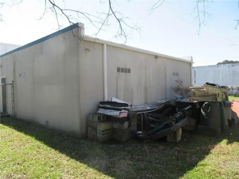 2-story Commercial Building with Office, Warehouse, and Apartments in W Pembroke
