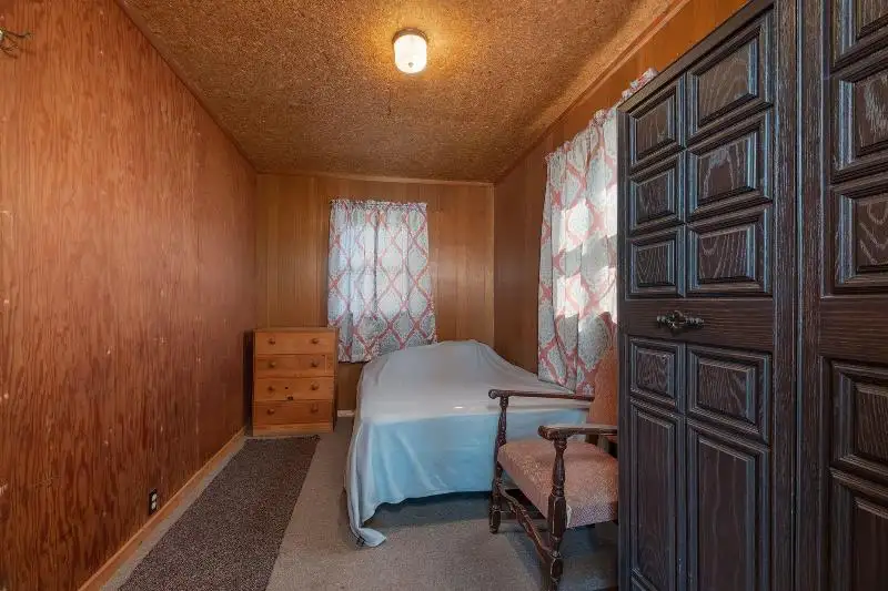 Investment Opportunity: Iconic Sportsman's Lodge with Cottages on Pickerel & Crane Lake