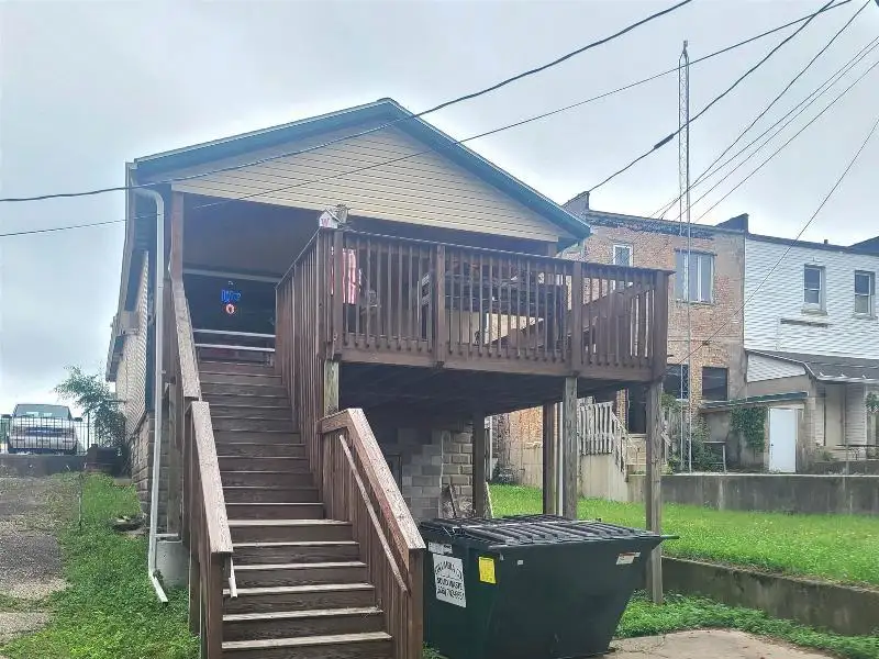 Established Bar for Sale in Downtown Pardeeville, Wi with Outdoor Seating