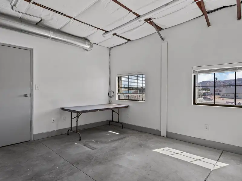 Versatile Commercial Space with Warehouse, Retail, and Mezzanine in Fruita, Co
