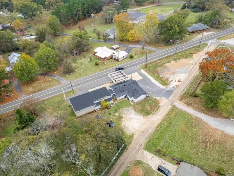 Commercial Property with 2 Buildings and Highway Frontage in Magnet Cove