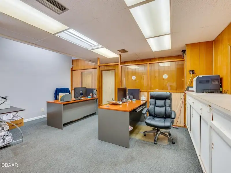 Historic Commercial Building with Yard Space in Prime Location
