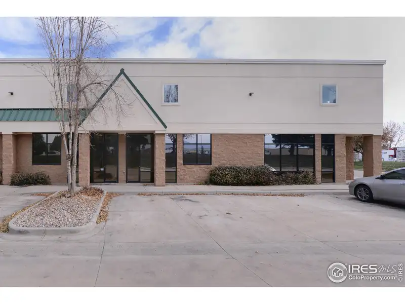 Industrial Office/warehouse for Lease in Loveland, Co - 5,057 Sf with Office Space