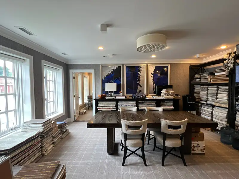 Well-maintained Commercial Space with High Ceilings and Skylights in Prime Location
