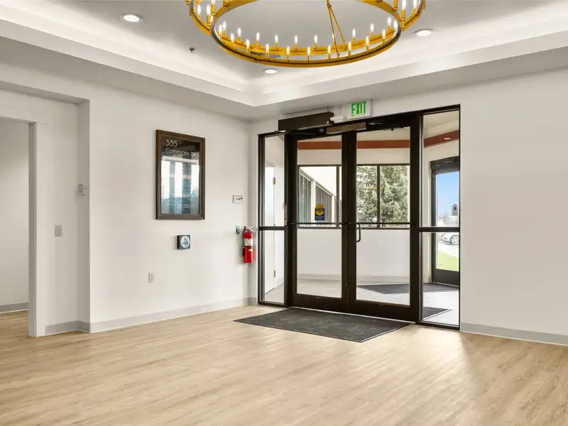 Move-in Ready Office Suite for Lease in Kalispell, 2,548 Sf with Versatile Spaces