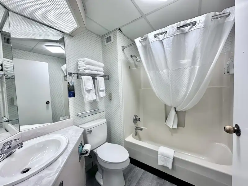 Turnkey 77-key Hotel Investment Opportunity in Prime Location with Extensive Upgrades