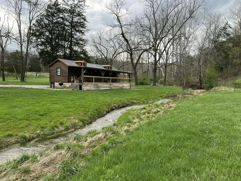 Unique Commercial Property with Airbnb Cabin Near Renfro Valley Music Barn