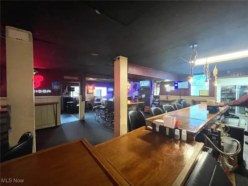 Thriving Bar and Restaurant with Drive-up Window on 1.42 Acres in Busy Location