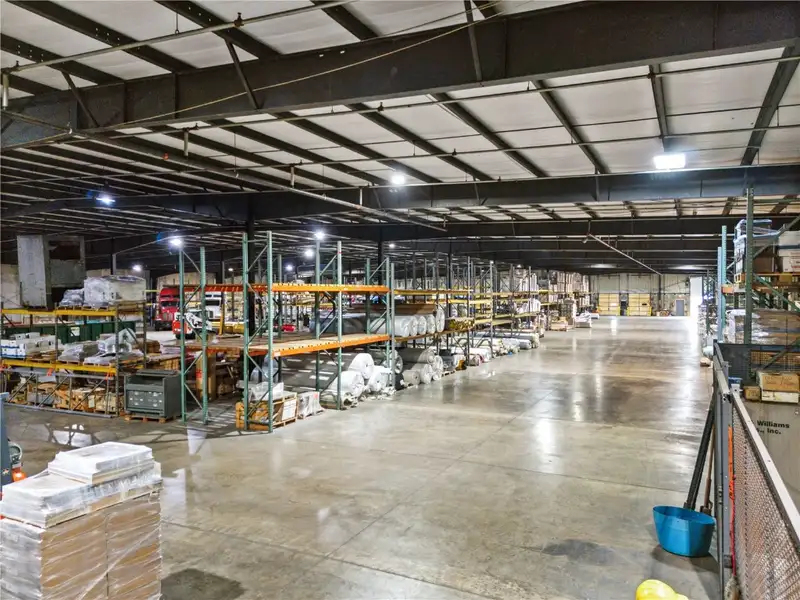 54,000 Sf Heated Warehouse and Office Space in Marion, Ia with Wash Bay and Loading Options