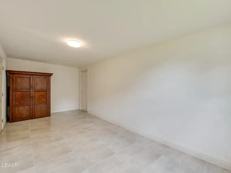 Zoned Sfr-5 Single Family Home on 1/4 Acre Ideal for Office Use