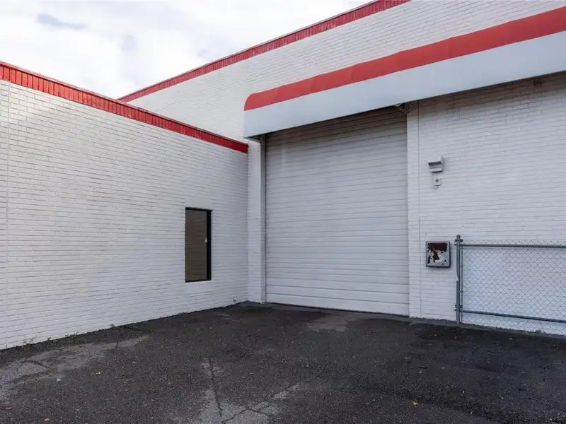 Prime Automotive Facility on Us 17/92 in Longwood, Fl - 9,700 Sq Ft