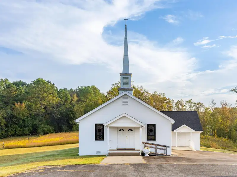 Historic Former Methodist Church in Mcminn County with Stained Glass and Southern Charm