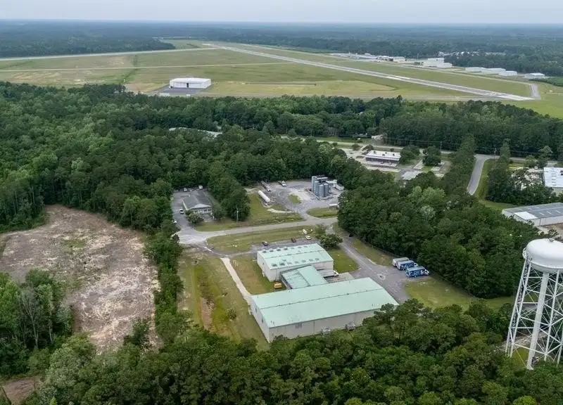 Gated Office Warehouse Complex on 5 Acres Near Georgetown Airport and Highway 17