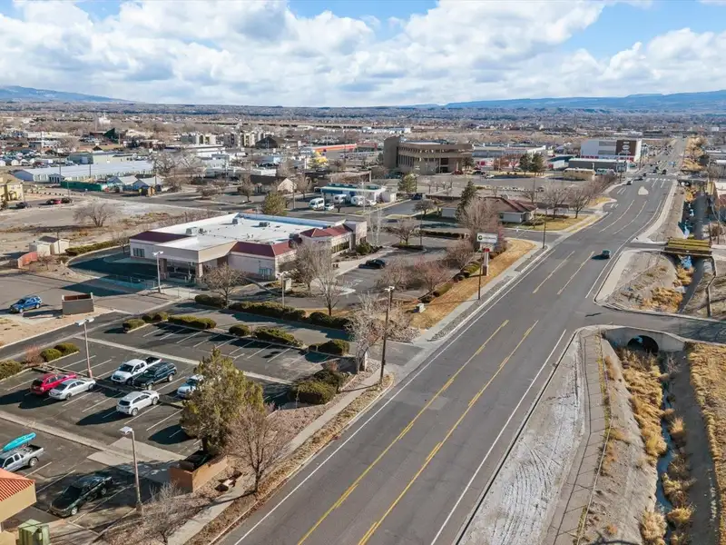 Free-standing 12,360 Sq. Ft. Commercial Building in High-traffic Location
