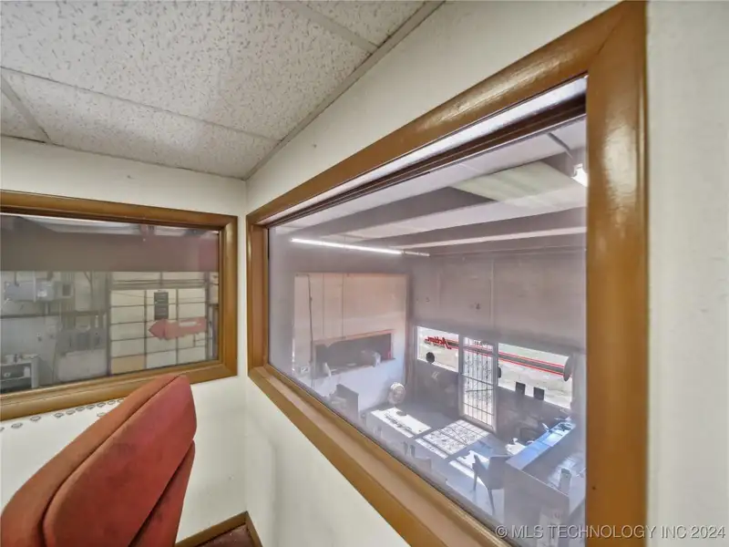 Versatile Former Machine Shop in Prime Downtown Sand Springs Location