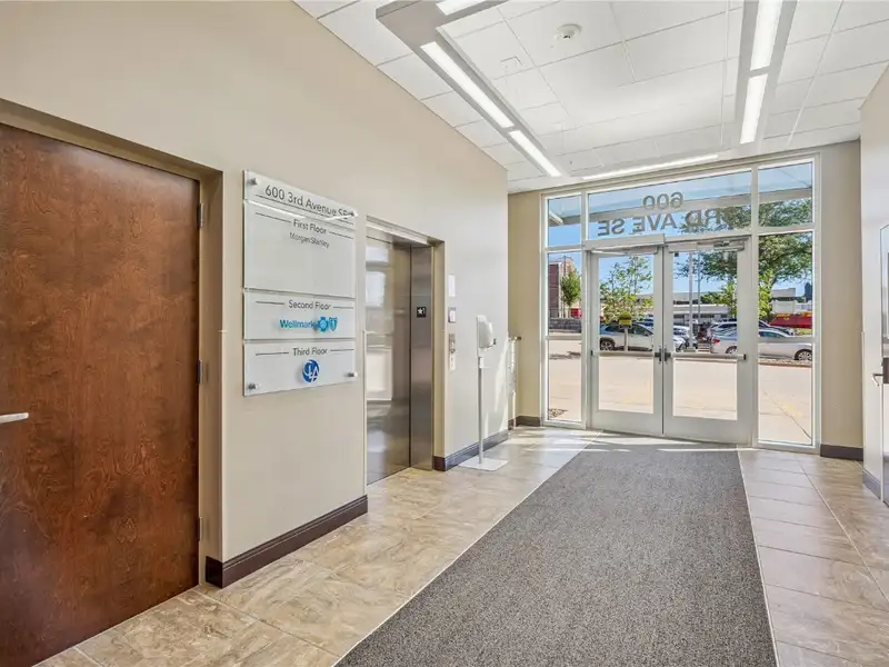 Modern Office Space for Lease in Prime Location - up to 25,700 Sf Available