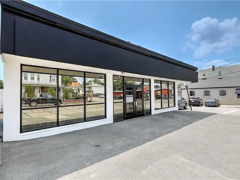 Versatile Multi-level Commercial Building with High Visibility on Major Corridor