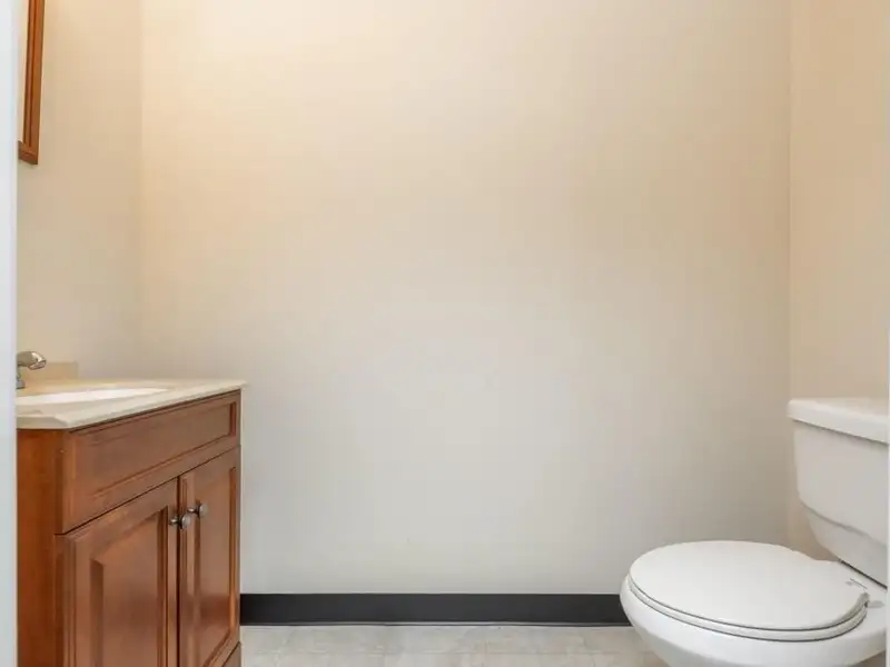 Professional Office Space for Lease in Fayetteville with Three Private Offices