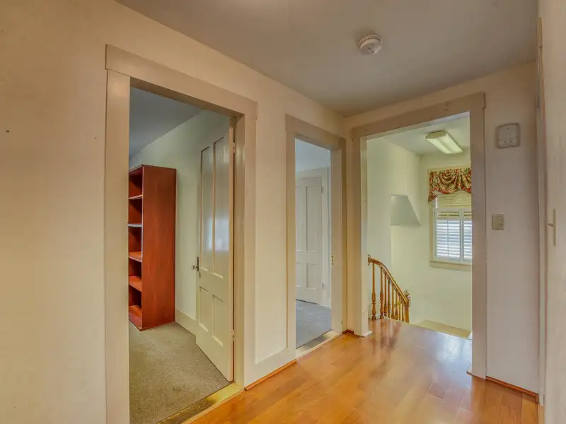 Versatile Mixed-use Property on Cottage Street, Littleton with Office Spaces and Barn