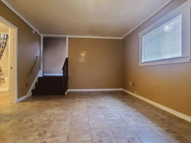 Income-producing Duplex in Ingram, Tx with Positive Cash Flow and Privacy Fencing