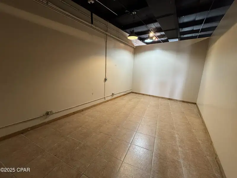 Downtown Panama City Office Space for Lease - 1,550 Sq Ft on 5th St.
