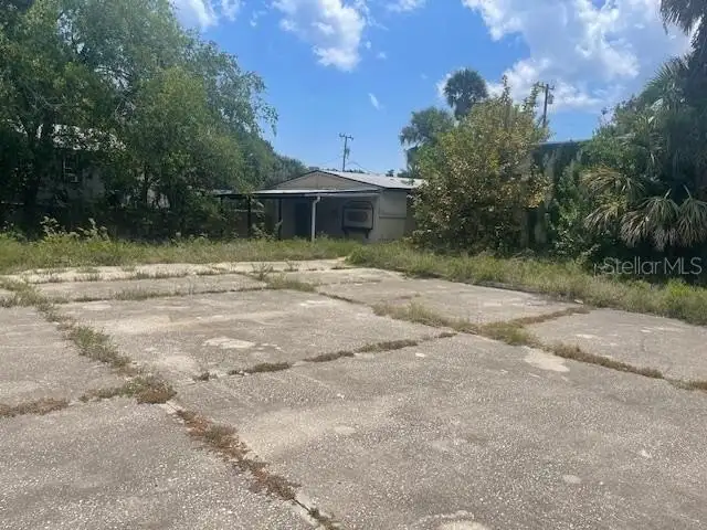 Multi-parcel Property with Two-story Building and M-1 Zoning for Restaurant/bar Use