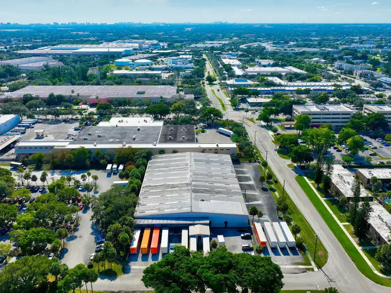 Deerfield Beach Office and Warehouse Space for Lease, 1286 Sq. Ft. Office, 47,604 Sq. Ft. Warehouse