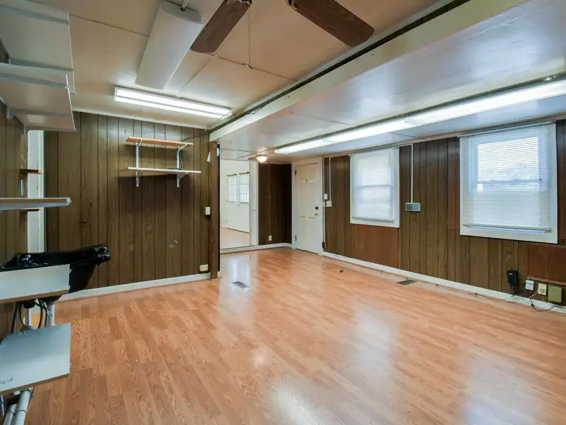 Versatile 6,724 Sqft Residential-commercial Property in Prime Location with Multiple Income Potential
