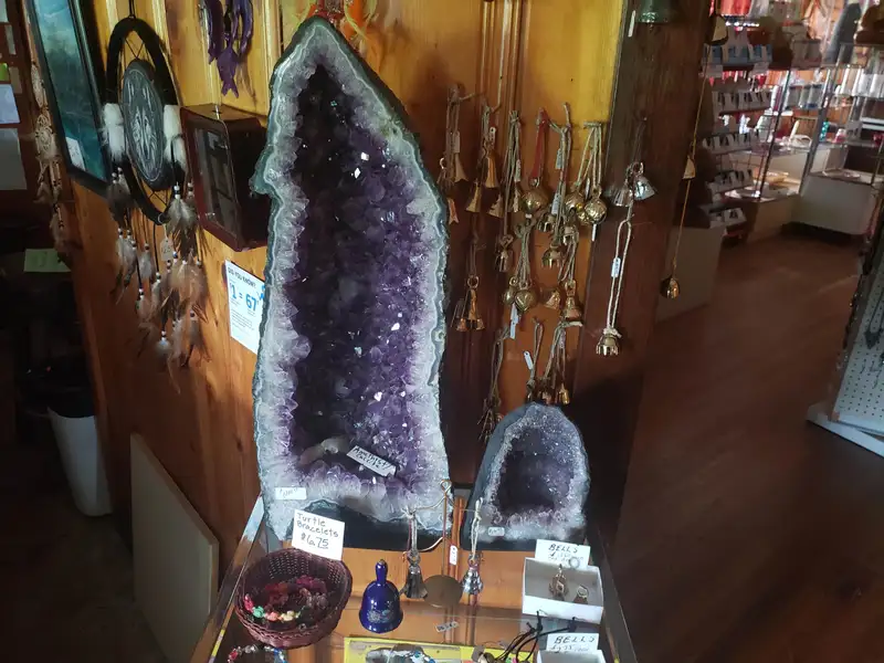 Versatile Retail Gift Shop and Cottages on 7.95 Acres with Mountain Views