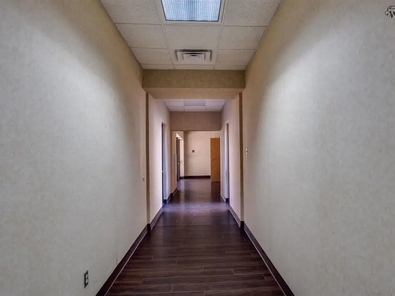 Warehouse and Office Complex in Business Park at 2716 Commerce, 20,000 Sf Warehouse