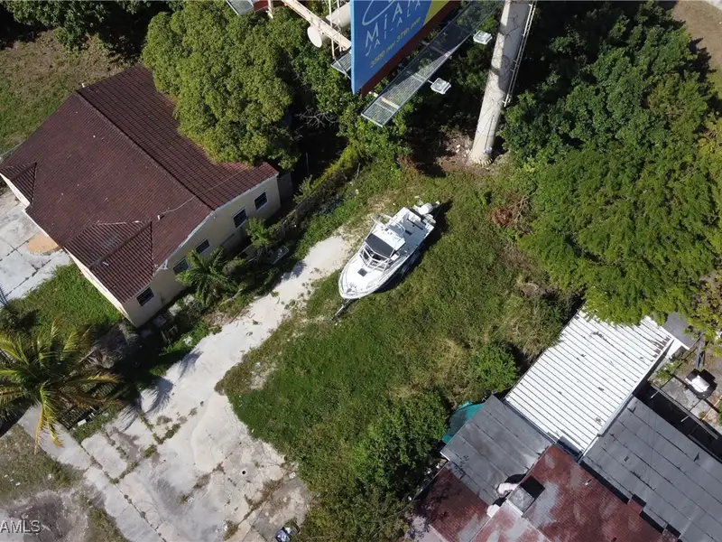 Mixed-use Development Opportunity in Wynwood Norte - 5750 Sf Lot Near Design District