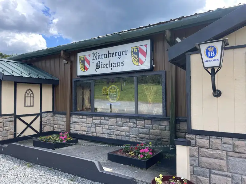 Turn-key Restaurant with Liquor License on 26 Acres in Lake Ariel, Pa