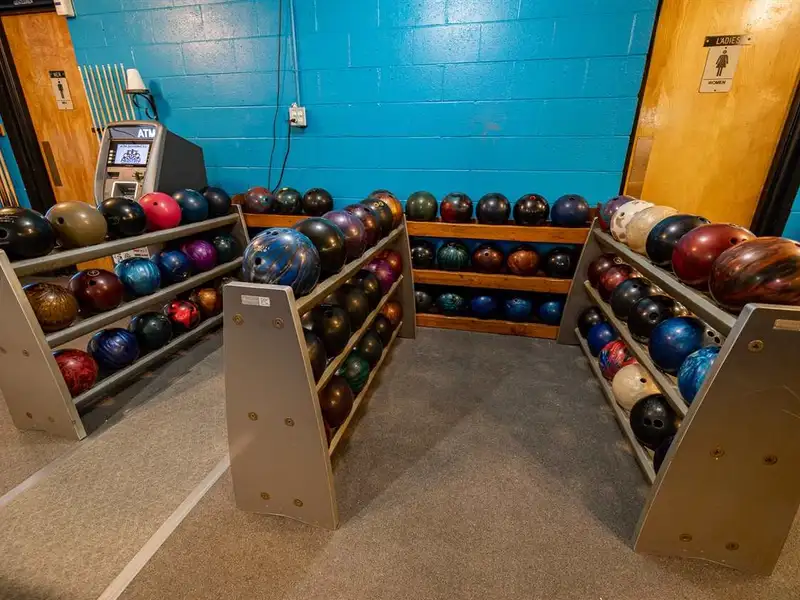 Turn-key Bowling Alley and Real Estate in Winneconne with 16 Lanes and 14,000 Sq Ft