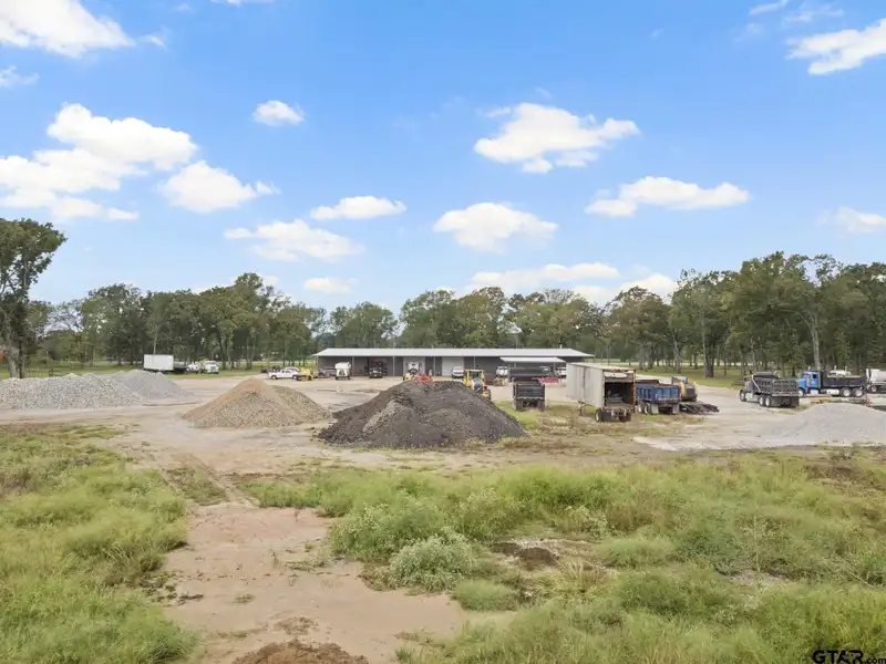 Expansive 13,500 Sq Ft Warehouse and Office on 11.5 Acres Along Highway 271