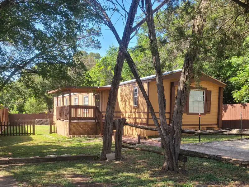 Income-producing Duplex in Ingram, Tx with Positive Cash Flow and Privacy Fencing