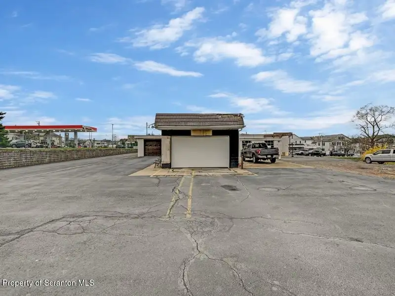 Mixed-use Building with Retail Space and Parking for Sale in Prime Location