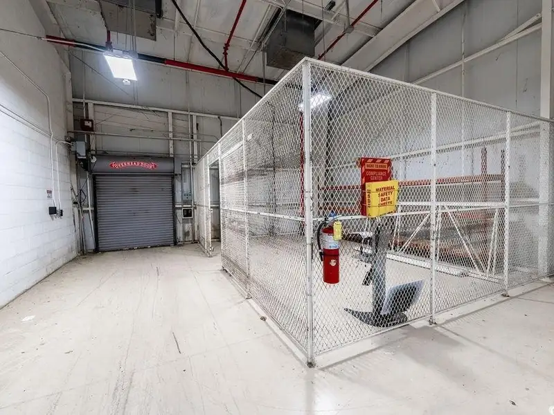 Gated Office Warehouse Complex on 5 Acres Near Georgetown Airport and Highway 17